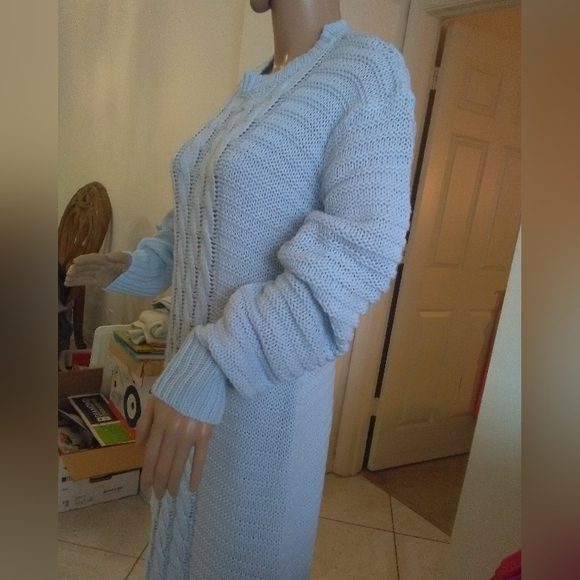 BNWOT SWEATER DRESS KNITTED BABY BLUE SOFT  BEAUTIFUL (LENGTH to ANKLE) MAXI - Picture 4 of 6